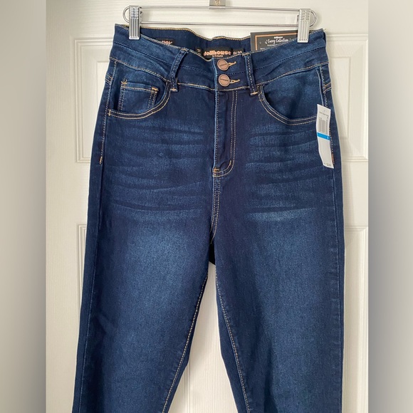 Dollhouse NWT Curvy Collection High-Rise Skinny Jean - Sz 9/10 - Dark Wash - Picture 2 of 8